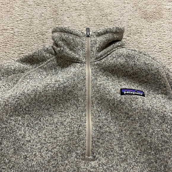 Patagonia Quarter Zip - Picture 3 of 3